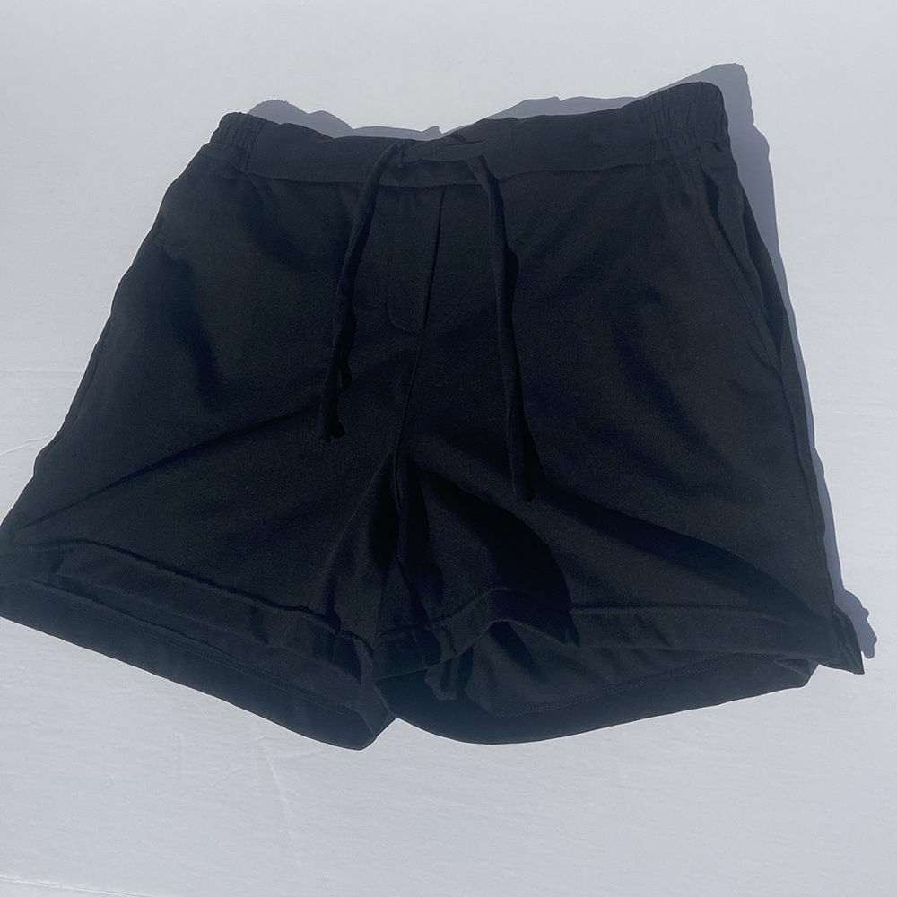 RW&Co black shorts, small